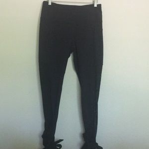 black tie bottom lucy leggings